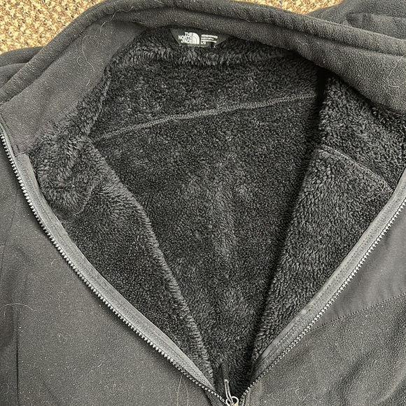 Men’s North Face Zip Up - Picture 2 of 2